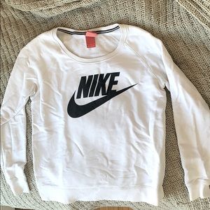White Nike Crew Neck